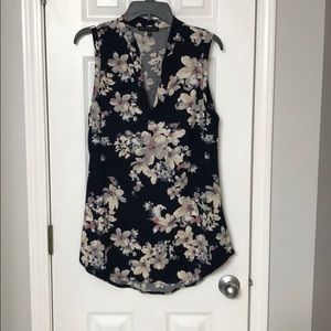 Tunic top sleeveless size XL/1X